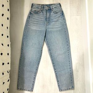 MOVING SALE - MAKE AN OFFER - High Waisted Mom Jeans
